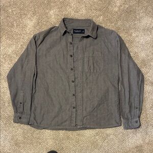 Men's Long-Sleeve Button-Up Shirt in Charcoal Gray